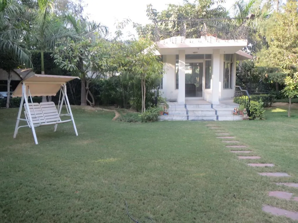 Green Villa Bed & Breakfast