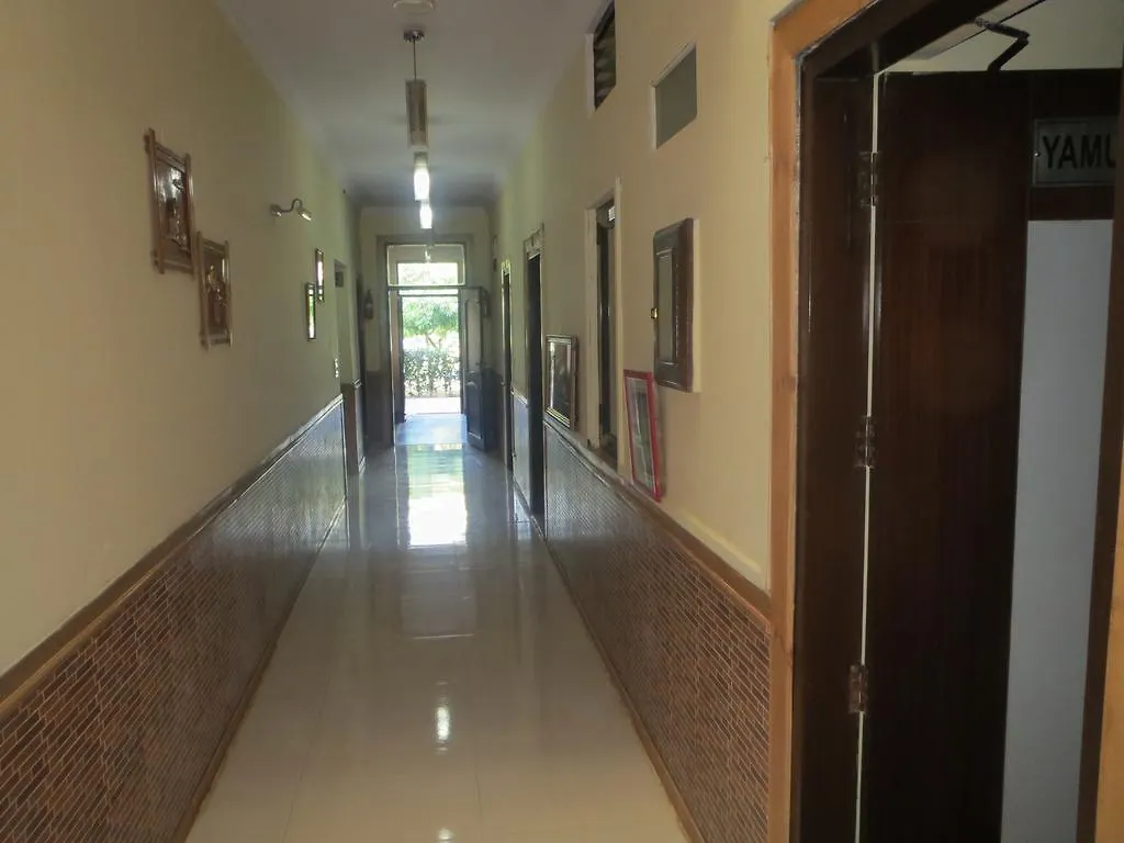 Green Villa Bed & Breakfast